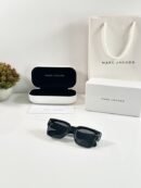 Marc Jacobs 11 Black