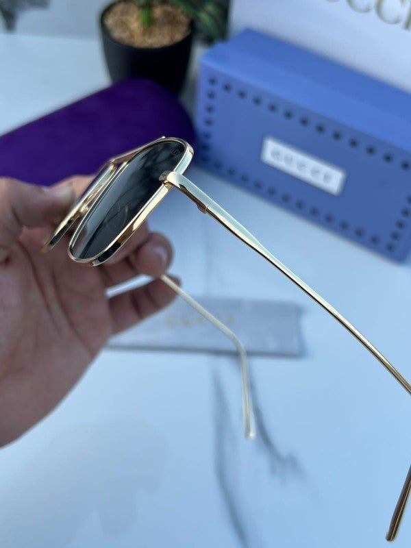 Branded Gci Jawan Movie Silver Black Sunglasses (With Original Kit) - Image 2