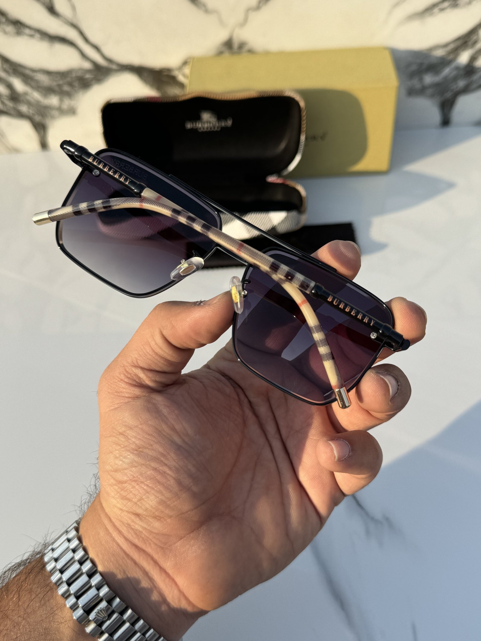 Branded Sunglasses 23066_blackshaded (With Original Kit) - Image 2