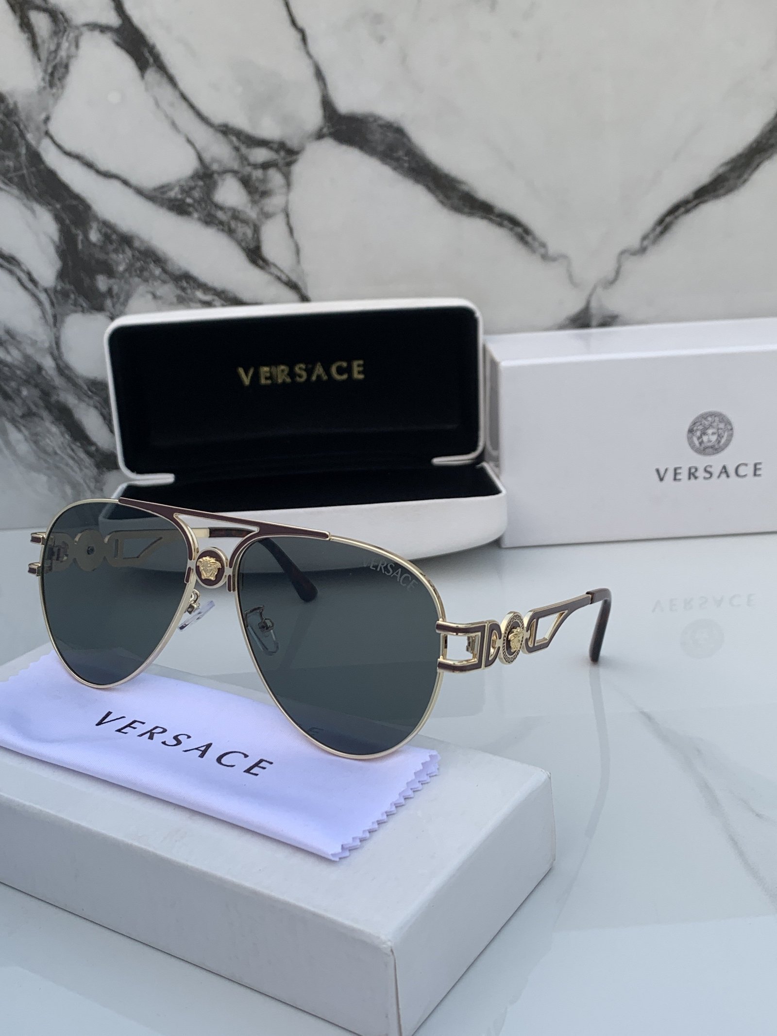 Branded Sunglasses 3627_aviator_goldblack(With Original Kit) - Image 4