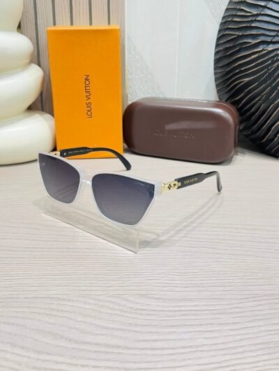 LV Classic Duo: Sleek Black & White Design