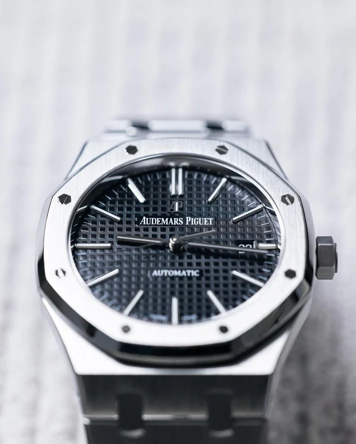 Audemars Piguet AP Royal Oak Silver Black Metal - Image 2