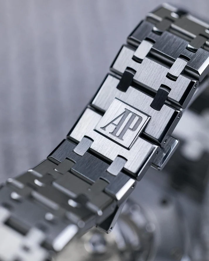 Audemars Piguet AP Royal Oak Silver Black Metal - Image 6